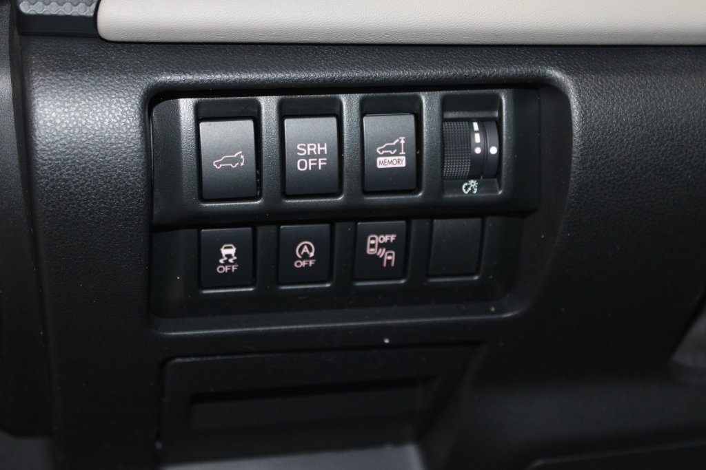 Used 2023 Subaru Forester Limited AWD/4WD image 7
