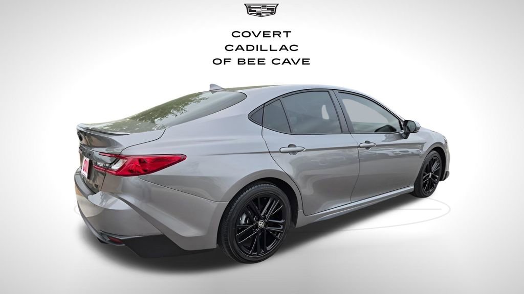 Used 2025 Toyota Camry SE w/ Convenience Package image 10