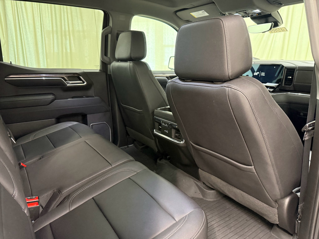 Certified 2023 Chevrolet Silverado 1500 LTZ w/ Technology Package AWD/4WD image 23