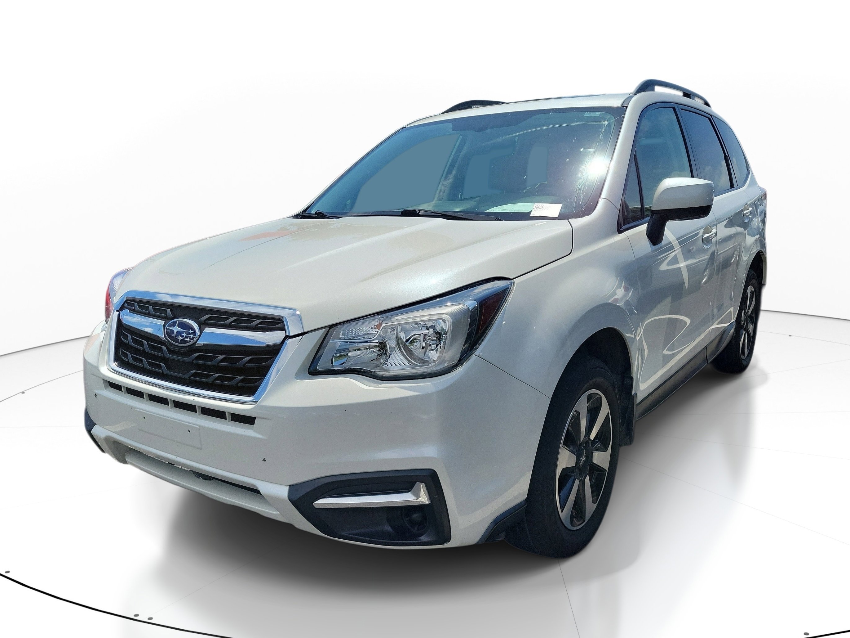 Used 2018 Subaru Forester 2.5i Premium w/ All-Weather Package AWD/4WD image 3