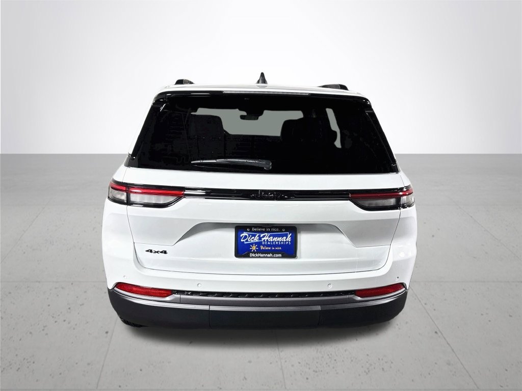 New 2027 Jeep Grand Cherokee Altitude AWD/4WD image 7