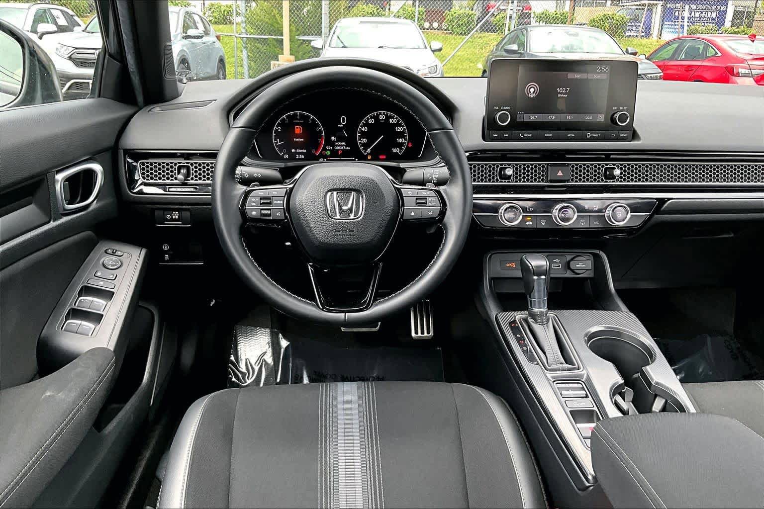 Used 2024 Honda Civic Sport image 6