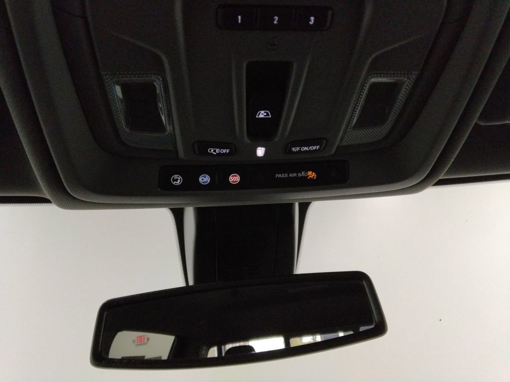 Used 2022 GMC Sierra 2500 SLT w/ SLT Convenience Package image 25