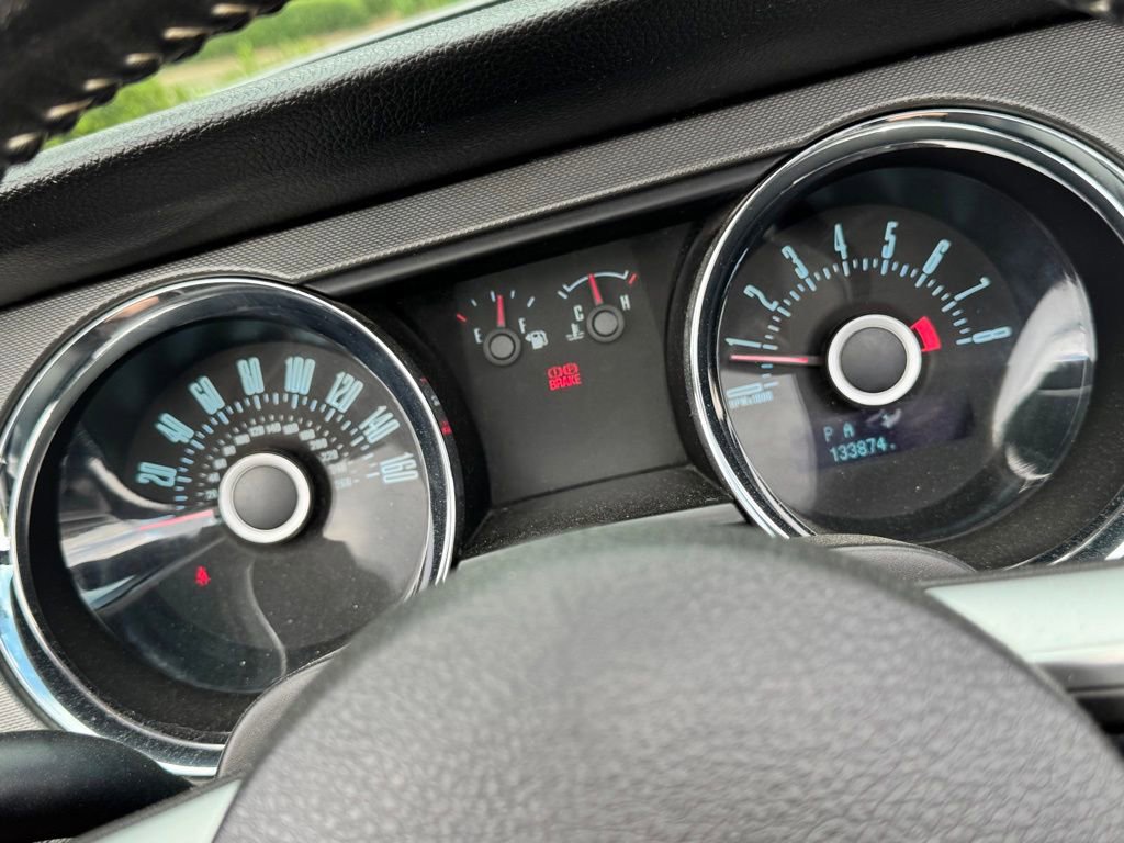 Used 2013 Ford Mustang GT RWD image 5
