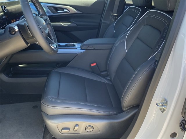 New 2026 Chevrolet Equinox EV LT w/ Convenience Package II image 10