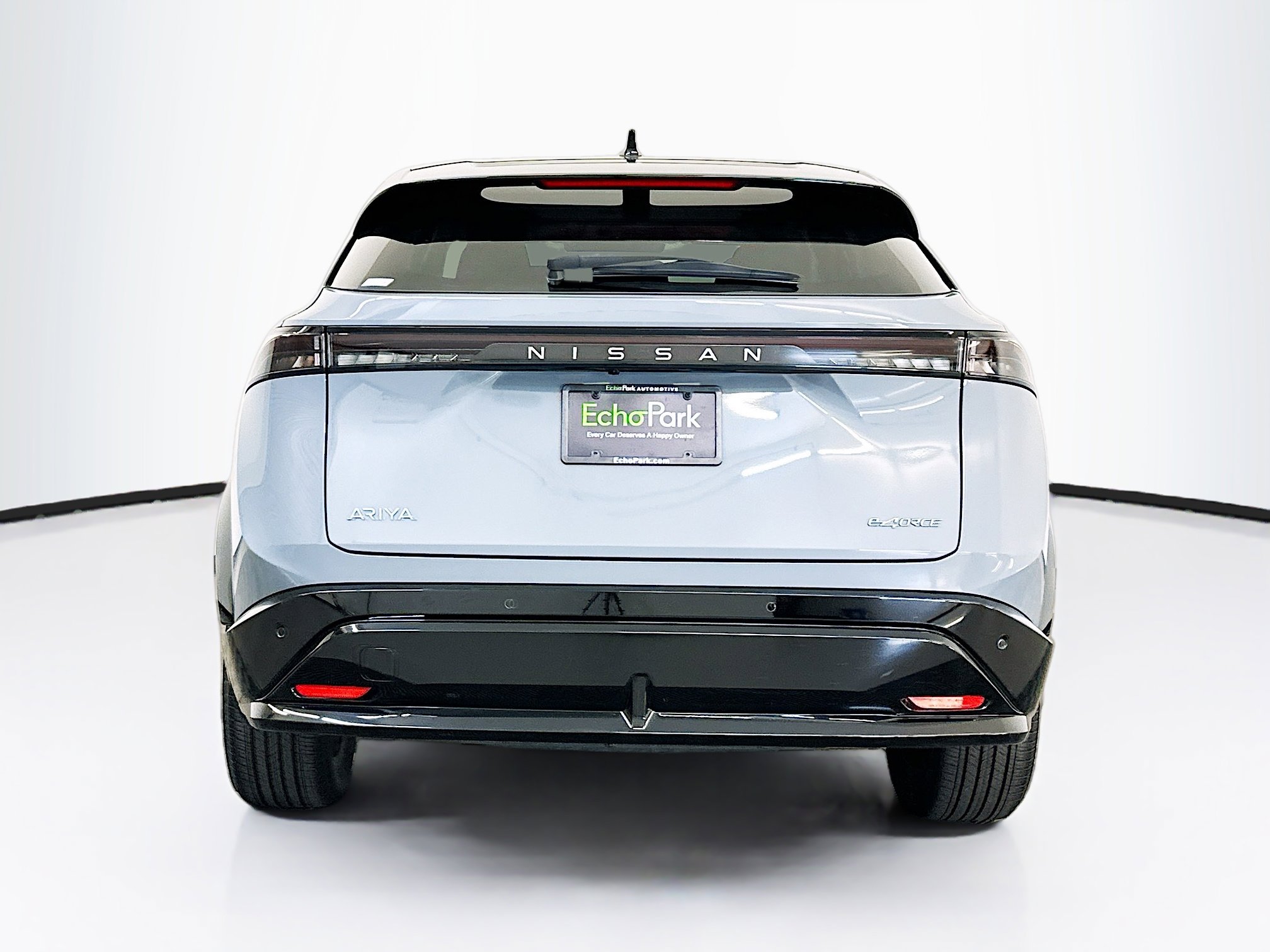 Used 2025 Nissan Ariya AWD image 7