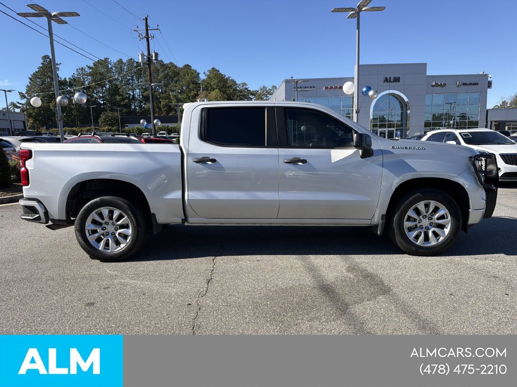 Used 2022 Chevrolet Silverado 1500 Custom RWD image 30