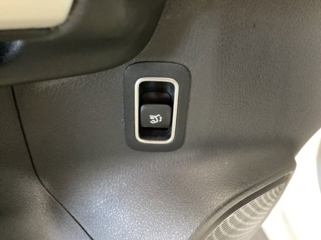 Used 2021 Mercedes-Benz GLA 250 4MATIC image 15