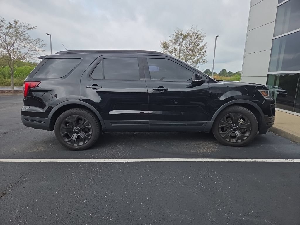 Used 2019 Ford Explorer Sport w/ Equipment Group 401A AWD/4WD image 6