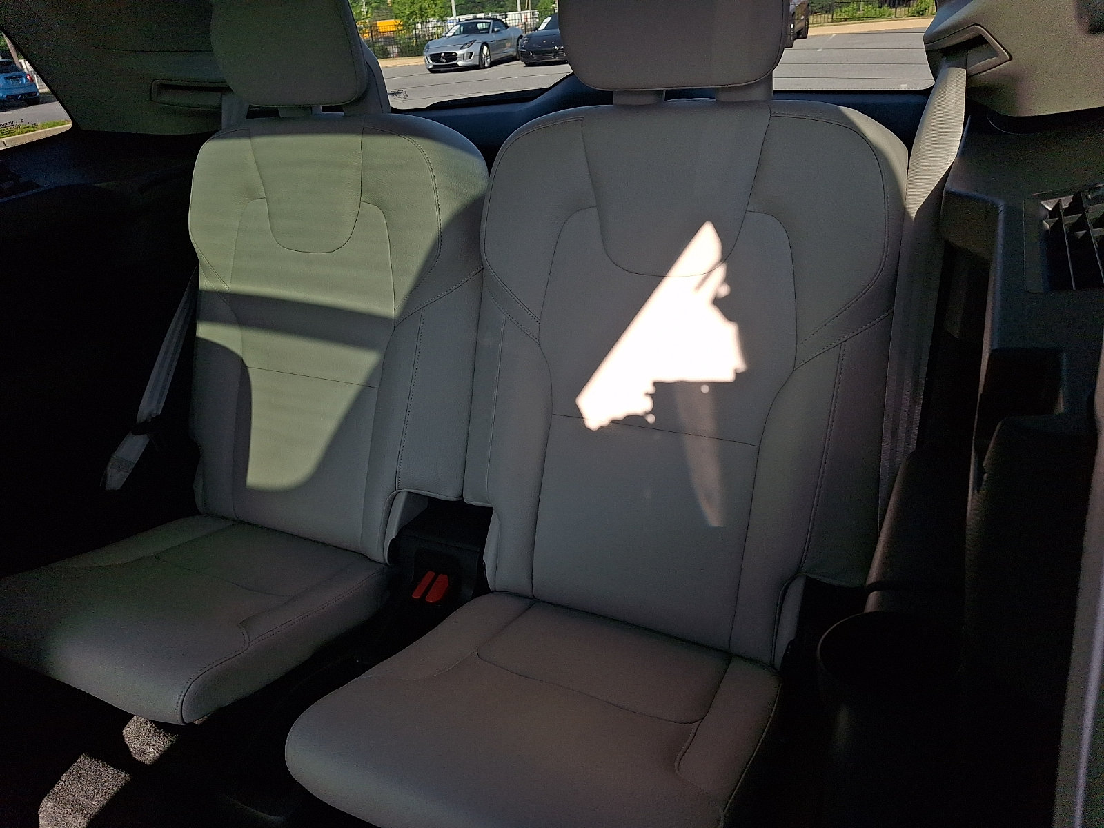 Used 2023 Volvo XC90 B6 Plus w/ Protection Package Premier AWD/4WD image 21