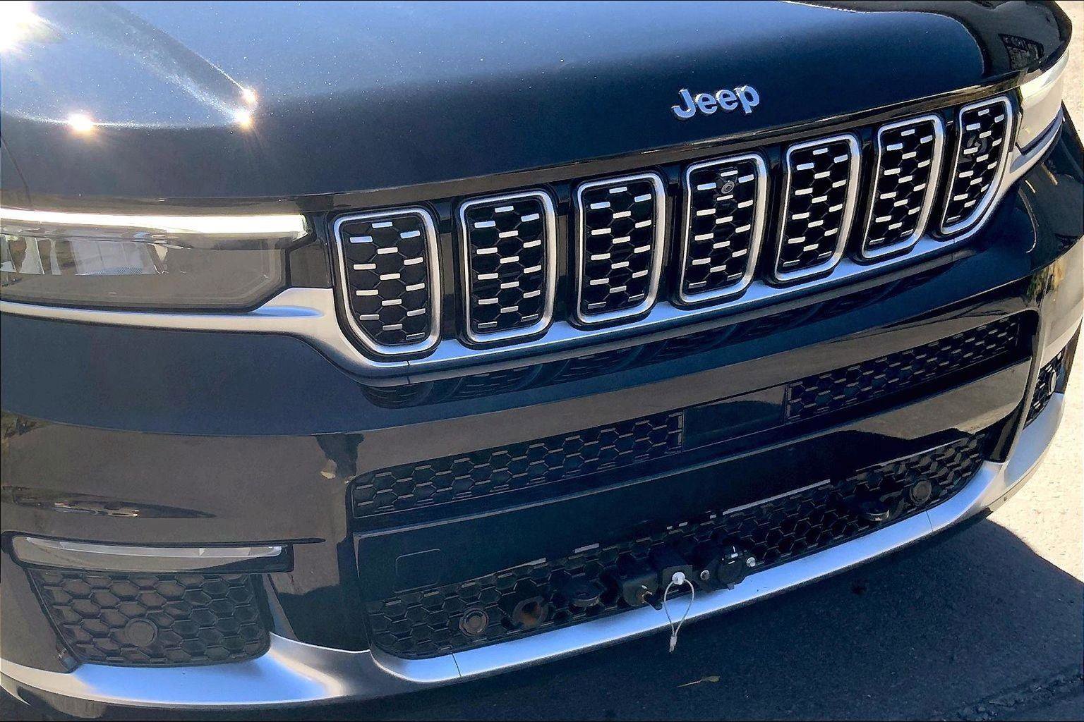 Certified 2021 Jeep Grand Cherokee L Summit w/ Advanced Protech Group IV image 31