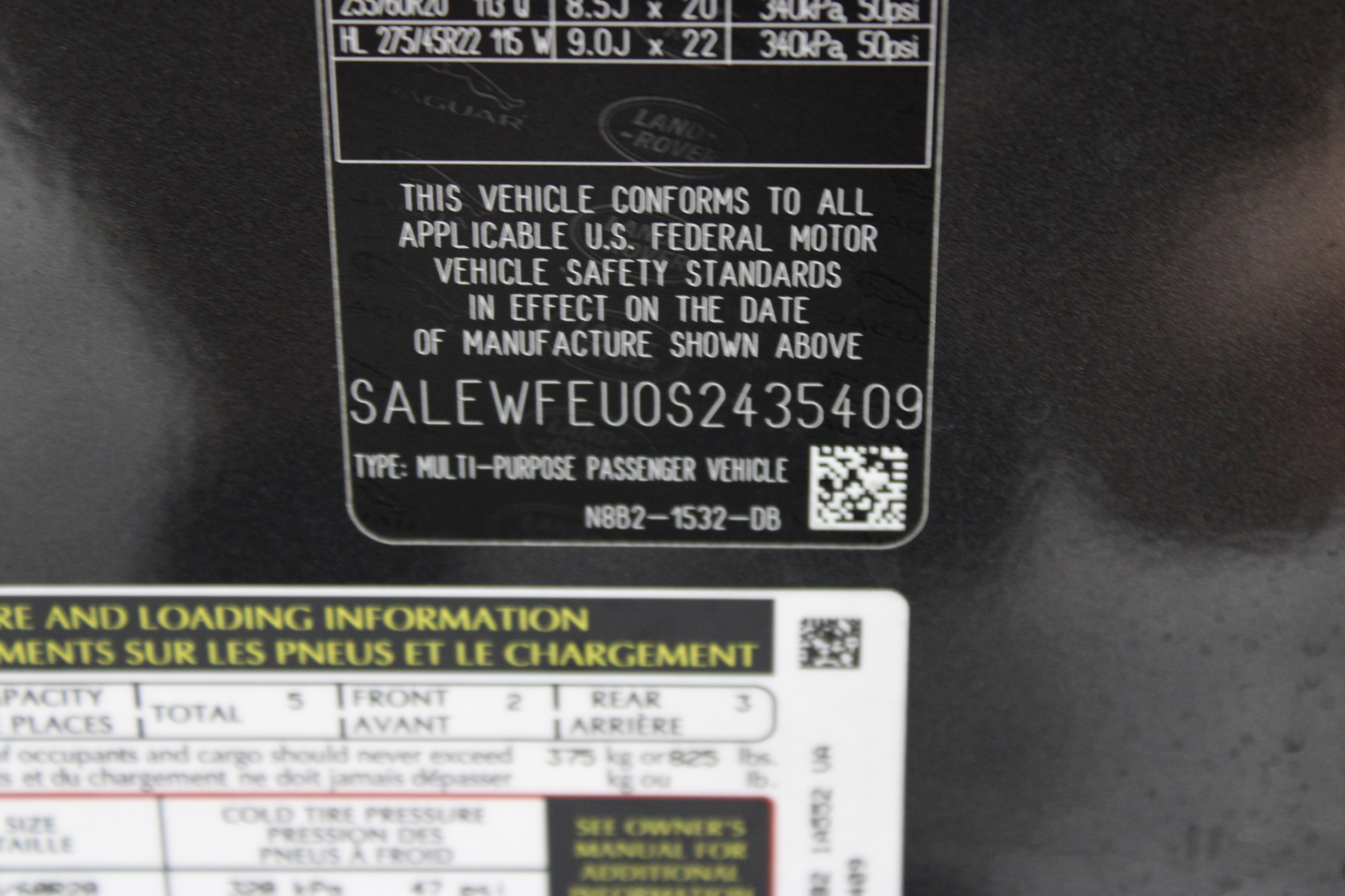 Used 2025 Land Rover Defender 130 Outbound AWD/4WD image 44