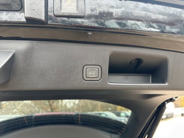 New 2026 Chevrolet Equinox EV RS image 12