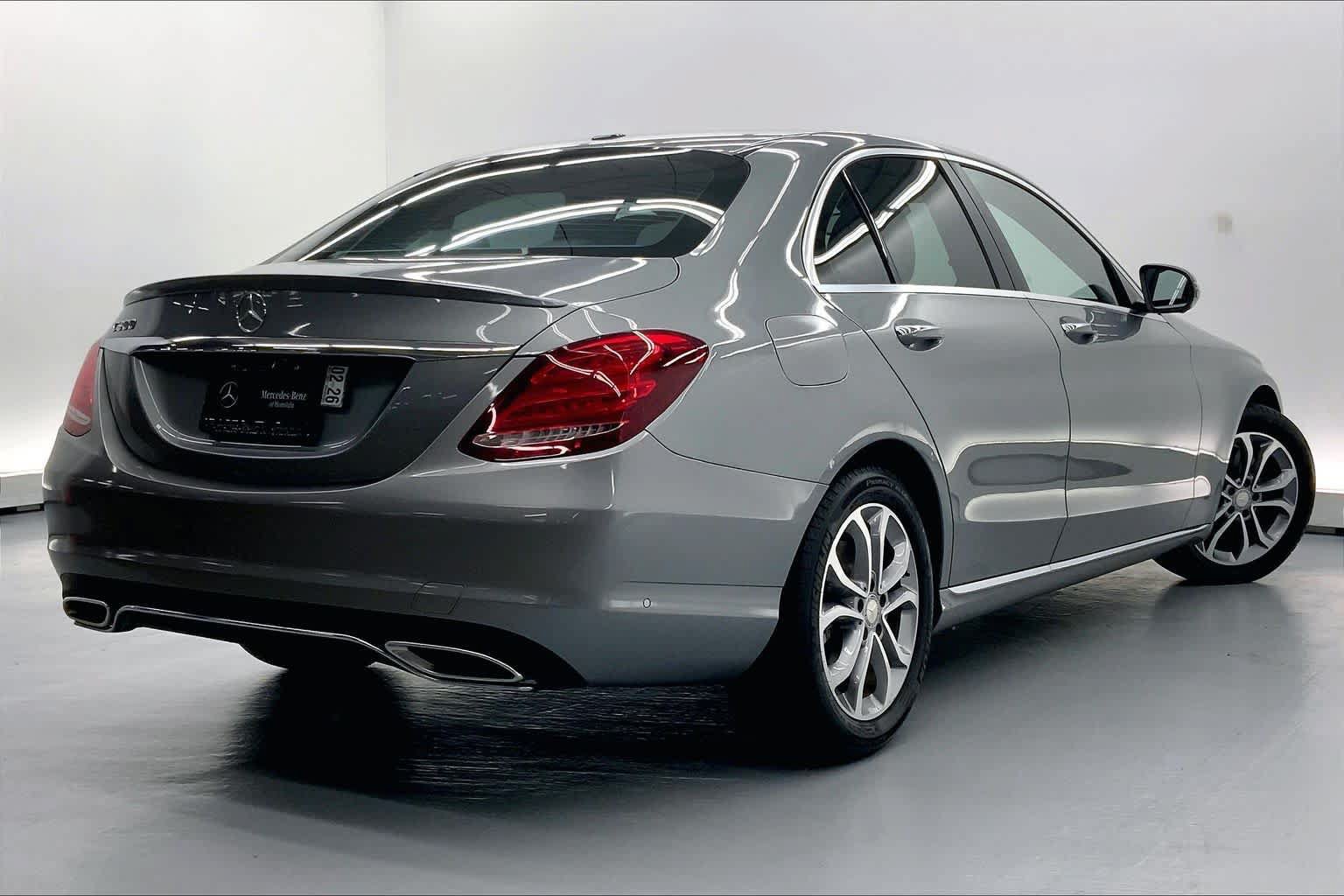 Used 2016 Mercedes-Benz C 300 Sedan image 4