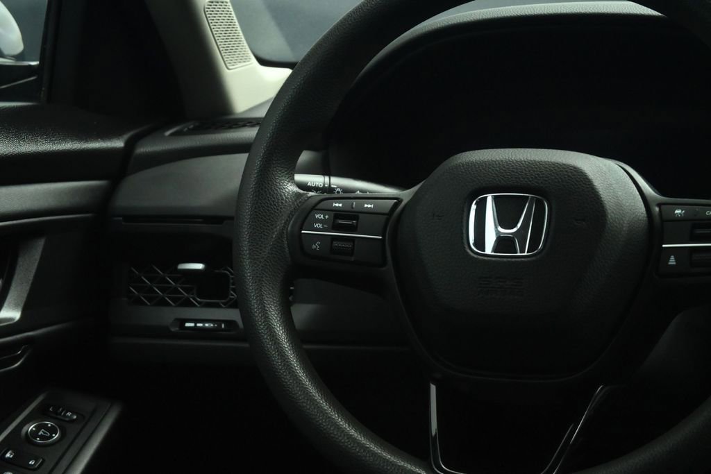 Used 2023 Honda Accord EX image 42
