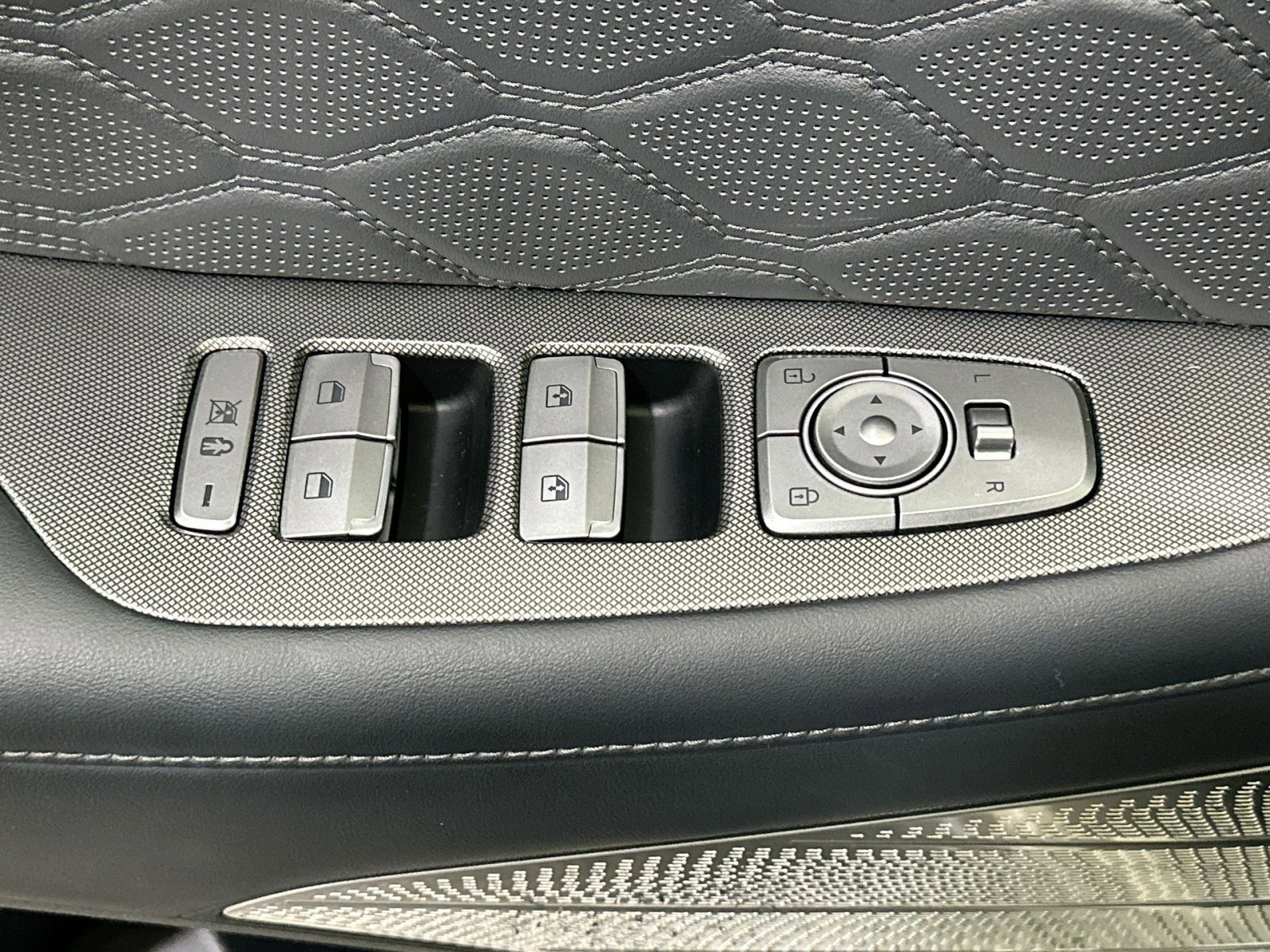 Used 2020 Hyundai Palisade Limited image 16