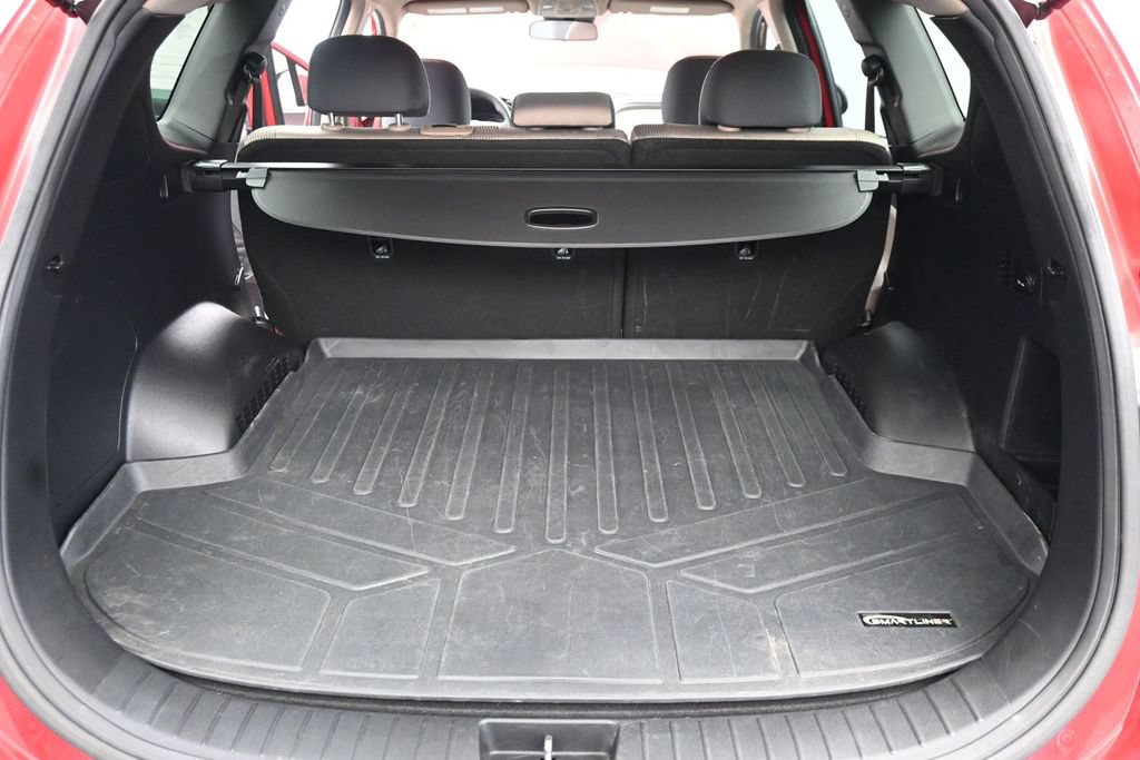 Used 2020 Hyundai Santa Fe SE AWD/4WD image 22