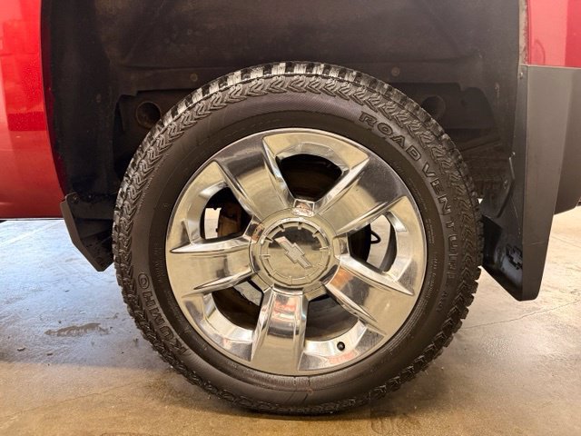 Used 2018 Chevrolet Silverado 1500 LTZ w/ Sport Package AWD/4WD image 7