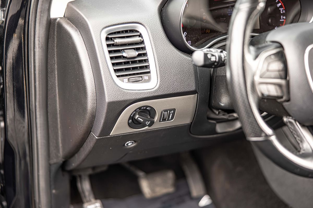 Used 2019 Dodge Durango SXT AWD/4WD image 18