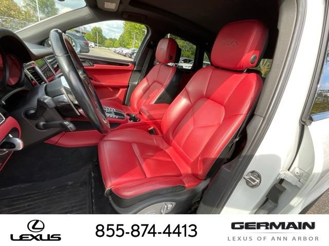 Used 2017 Porsche Macan GTS AWD/4WD image 12