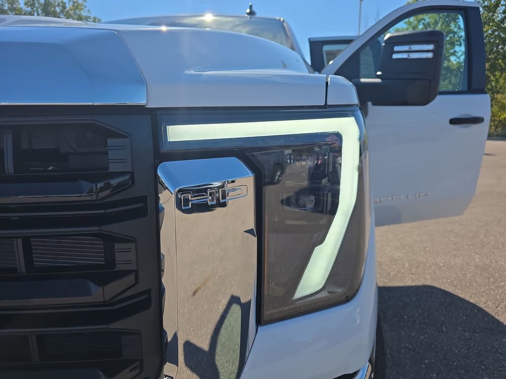 New 2026 GMC Sierra 2500 Pro w/ Convenience Package AWD/4WD image 30