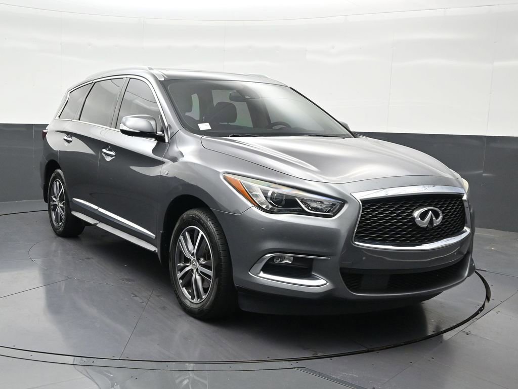 Used 2019 INFINITI QX60 Luxe w/ Essential Package FWD image 8