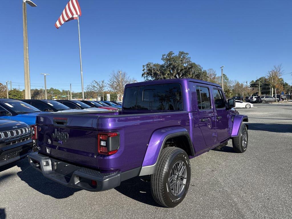 New 2026 Jeep Gladiator Sport image 3