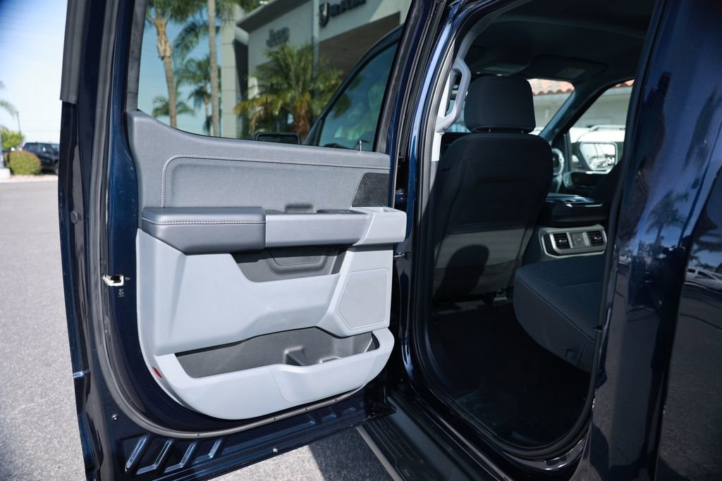 Used 2025 Ford F150 Lightning XLT w/ Max Trailer Tow Package image 36