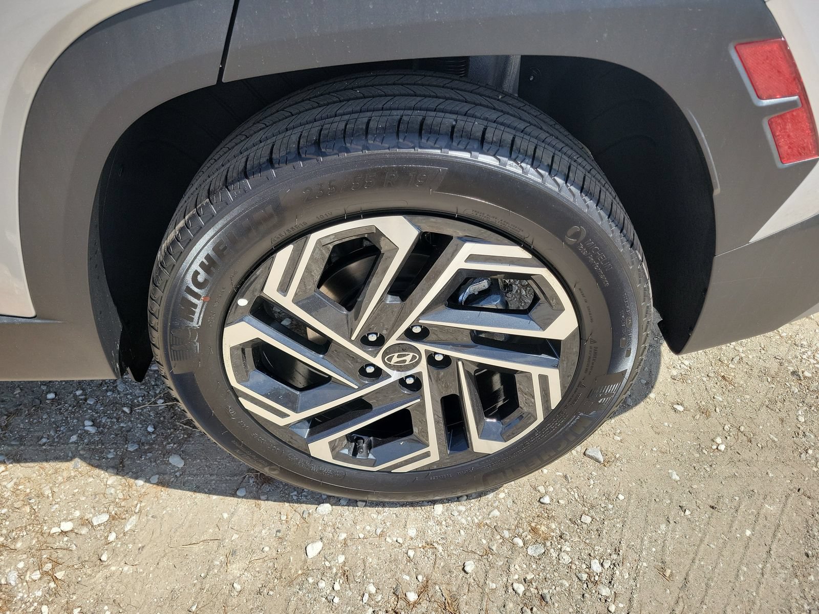 New 2026 Hyundai Tucson Limited AWD/4WD image 22