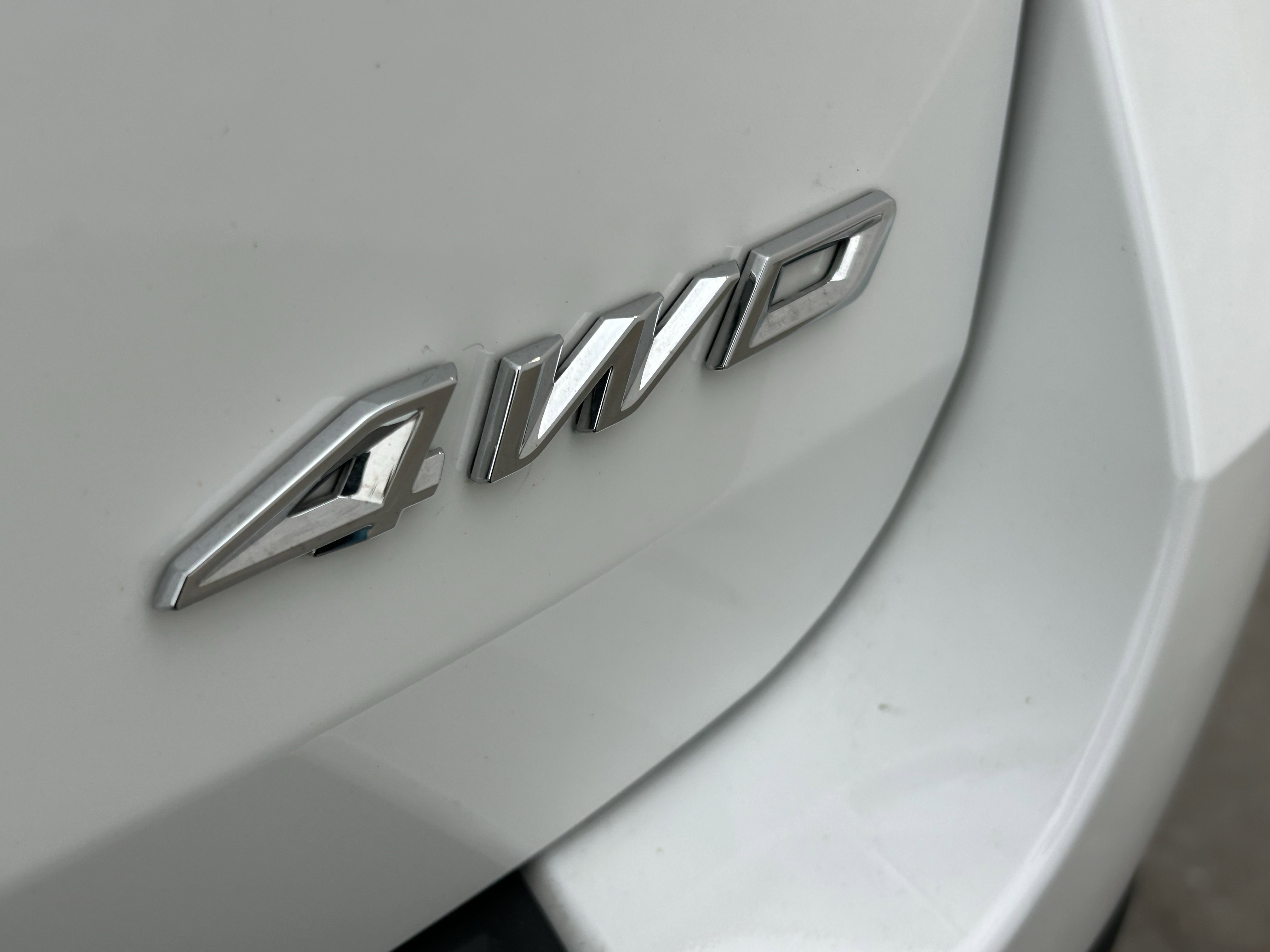 Used 2023 Ford Explorer XLT w/ Equipment Group 202A image 6