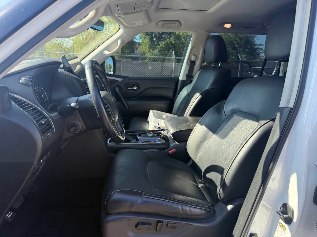 Used 2022 INFINITI QX80 Luxe w/ Cargo Package AWD/4WD image 11