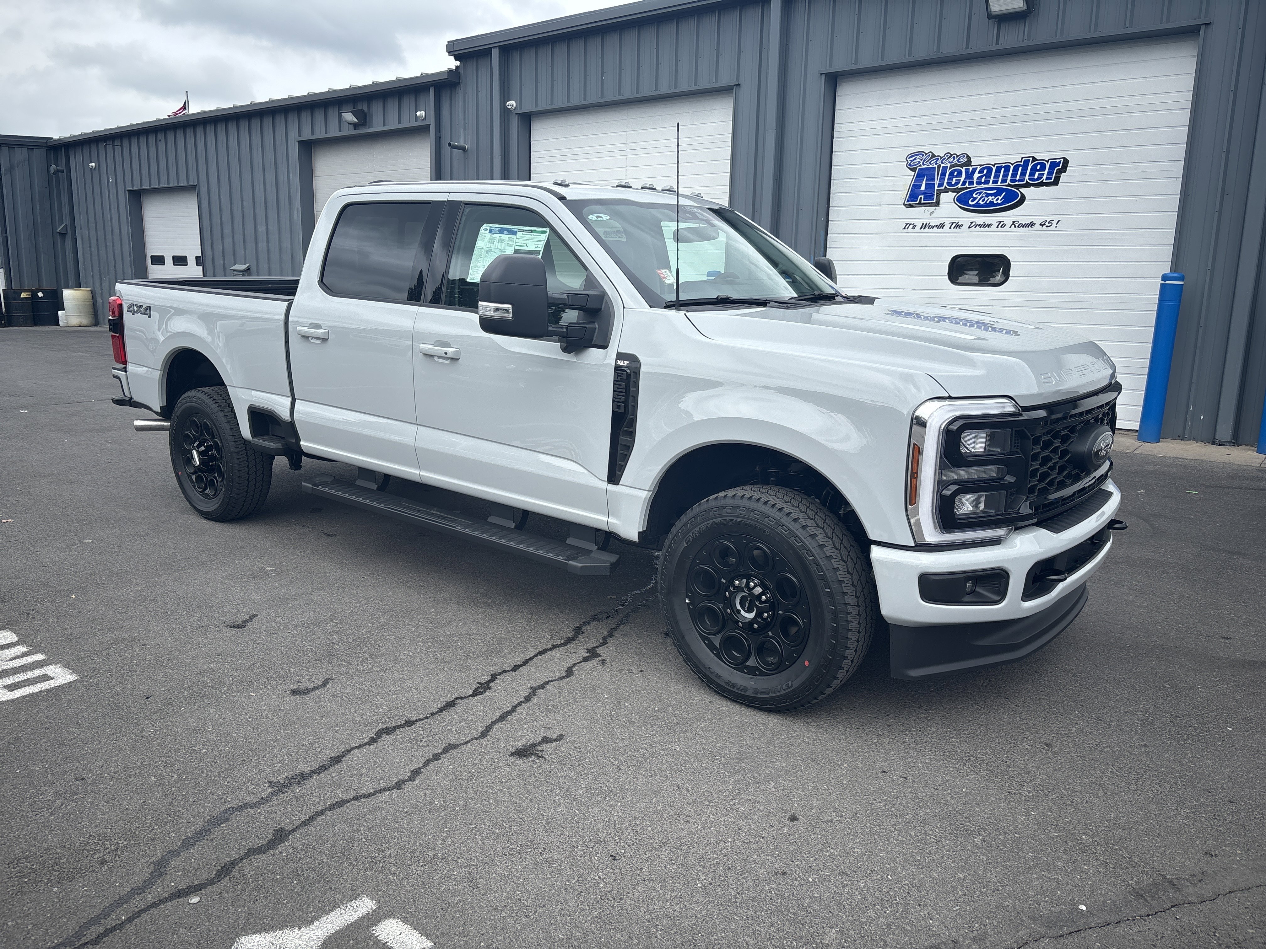 New 2026 Ford F250 XLT w/ XLT Premium Package