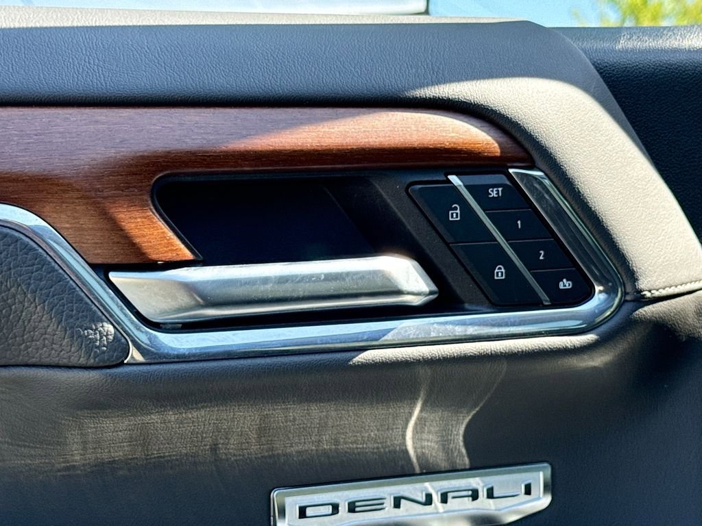 Used 2023 GMC Sierra 1500 Denali w/ Denali Reserve Package image 13