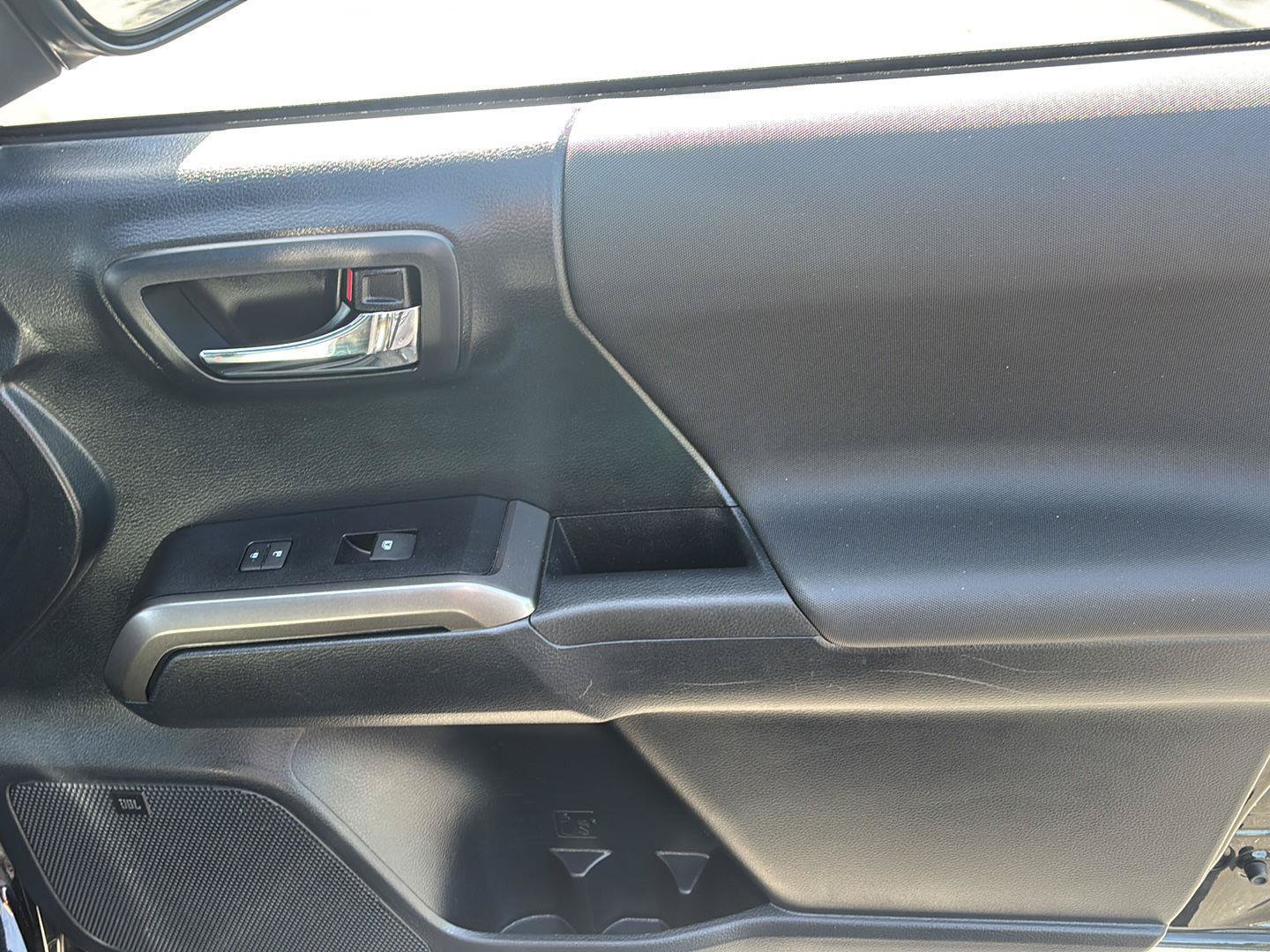 Used 2019 Toyota Tacoma TRD Pro AWD/4WD image 14