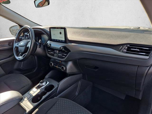 Used 2025 Ford Escape Active AWD/4WD image 21