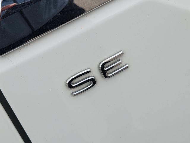 Used 2024 Volkswagen Atlas SE AWD/4WD image 9