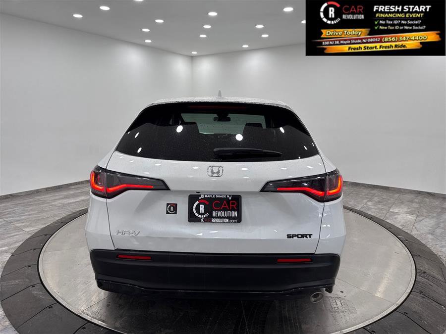 Used 2023 Honda HR-V Sport image 28