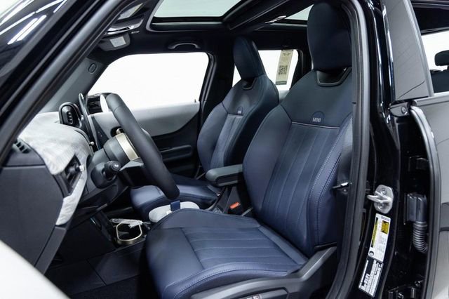 New 2026 MINI Cooper 4-Door Hardtop image 19