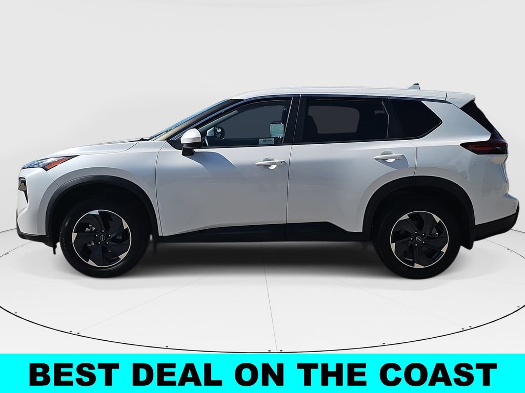 Used 2024 Nissan Rogue SV image 6