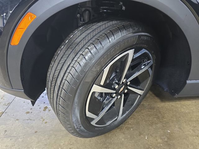 New 2026 Chevrolet Equinox EV LT image 33