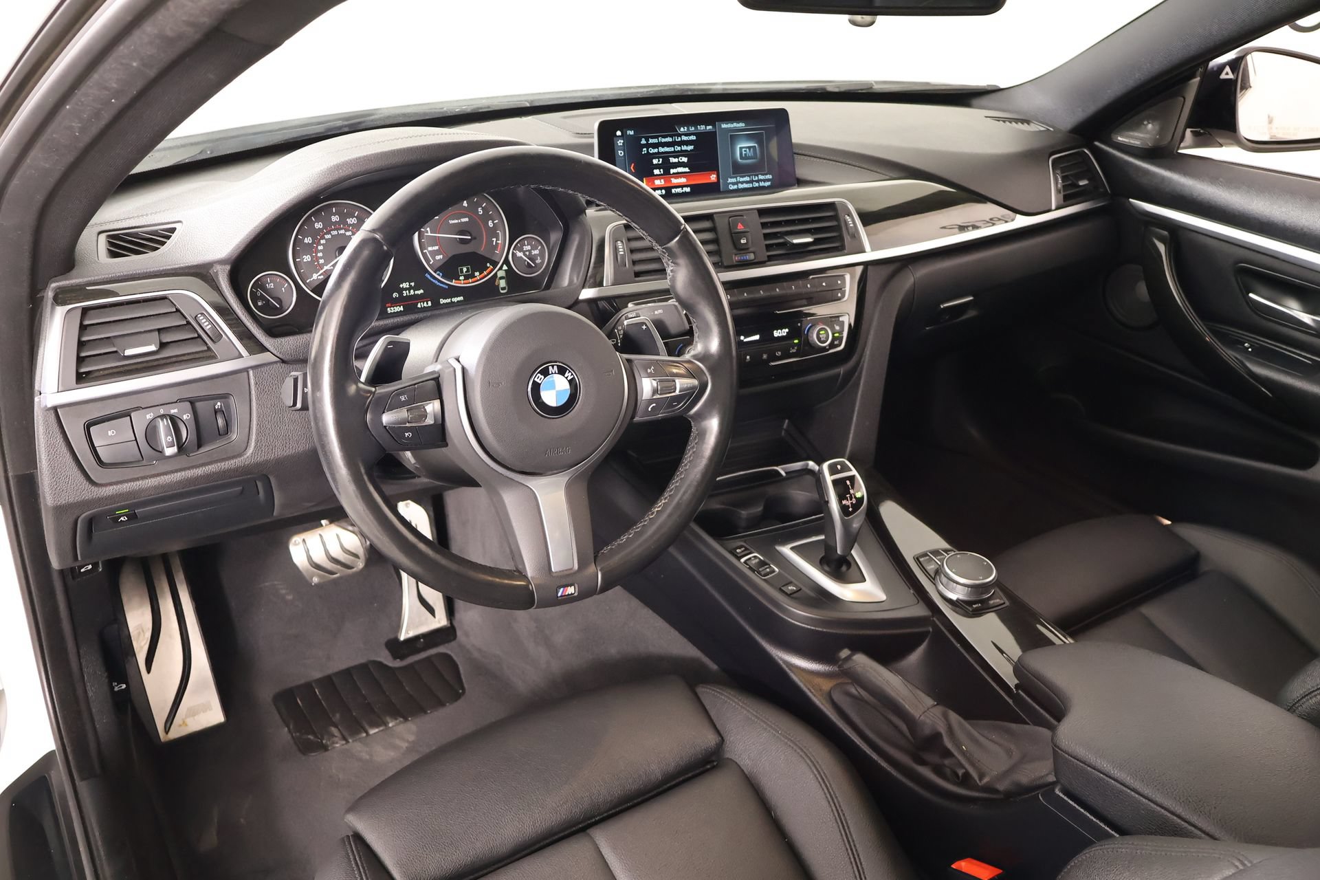 Used 2019 BMW 440i Coupe w/ M Sport Package RWD image 2