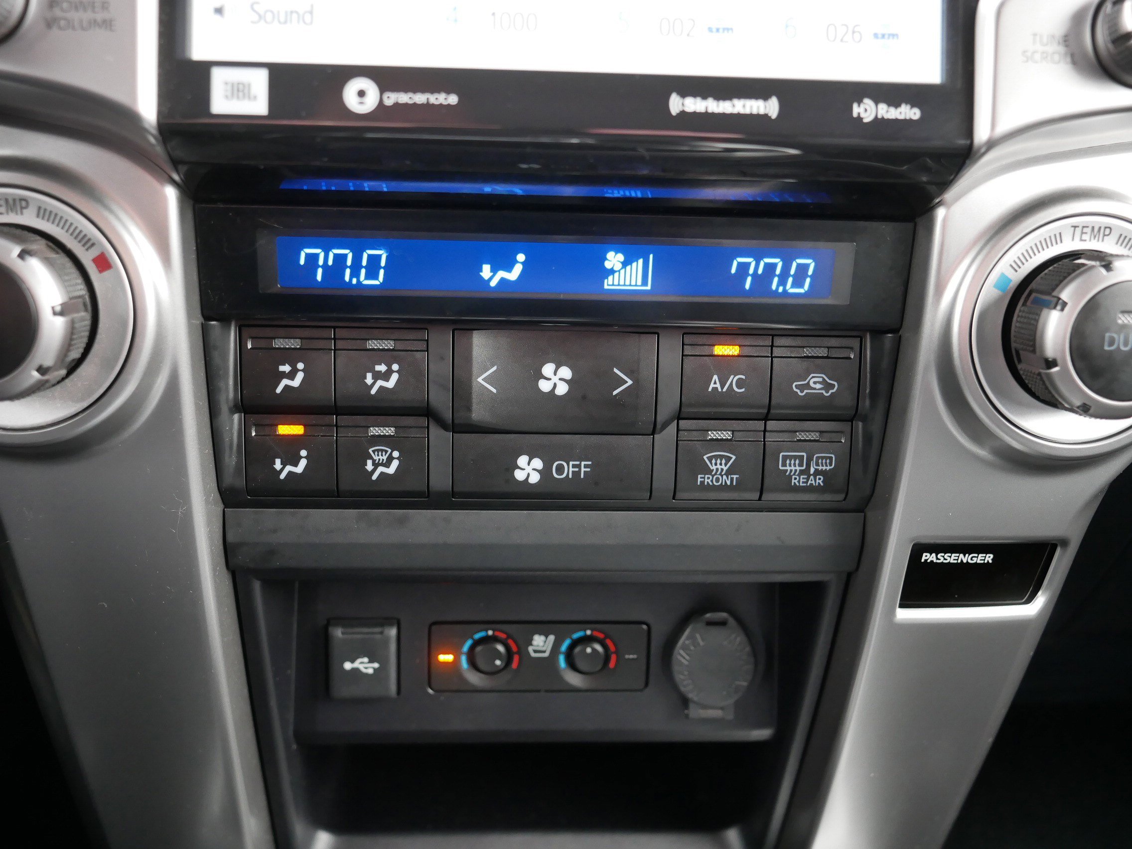 Used 2023 Toyota 4Runner Limited AWD/4WD image 23