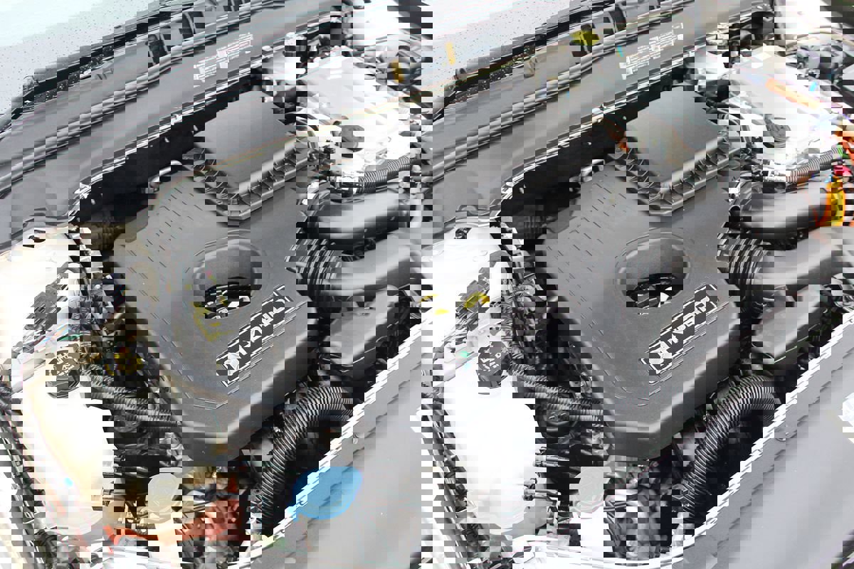 Used 2019 Ford Fusion SEL image 32