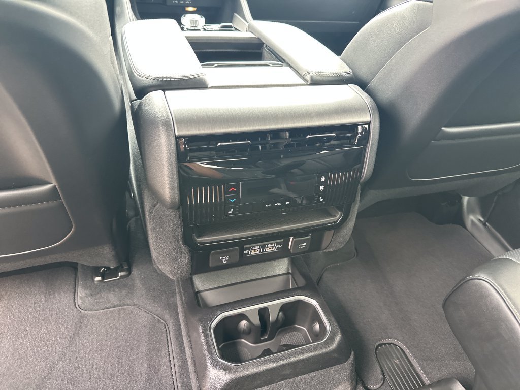 New 2026 Jeep Grand Wagoneer Limited AWD/4WD image 30