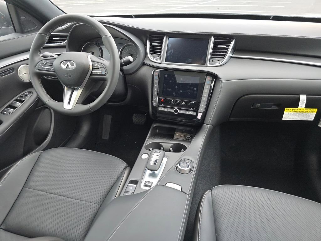 New 2025 INFINITI QX55 Essential image 26