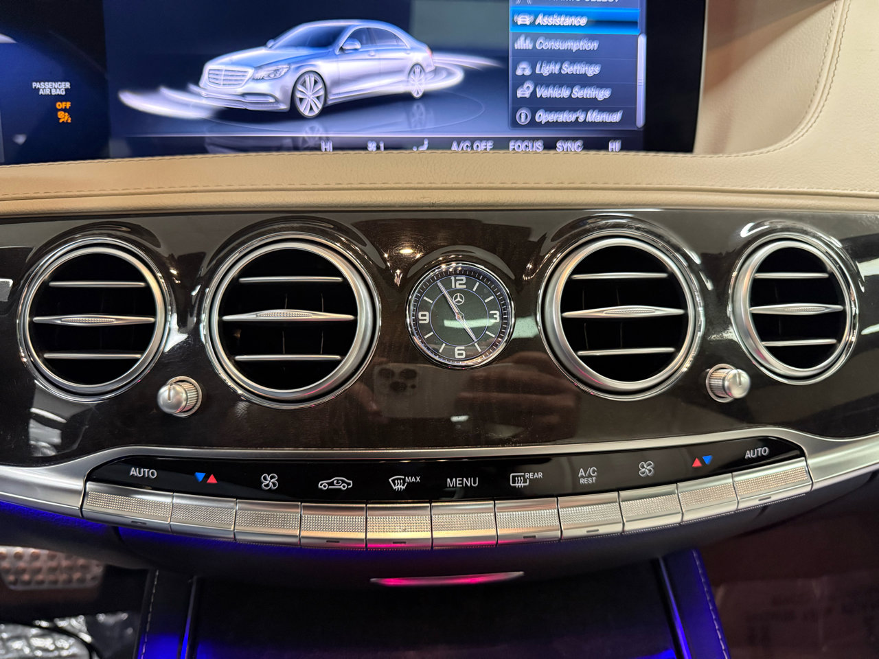 Used 2018 Mercedes-Benz S 560 S560 4MATIC image 25