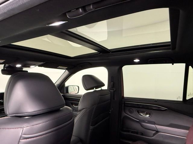 Used 2025 Honda Pilot Black Edition image 40