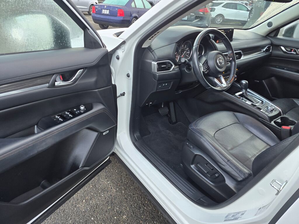 Used 2018 MAZDA CX-5 Grand Touring w/ Premium Package image 19