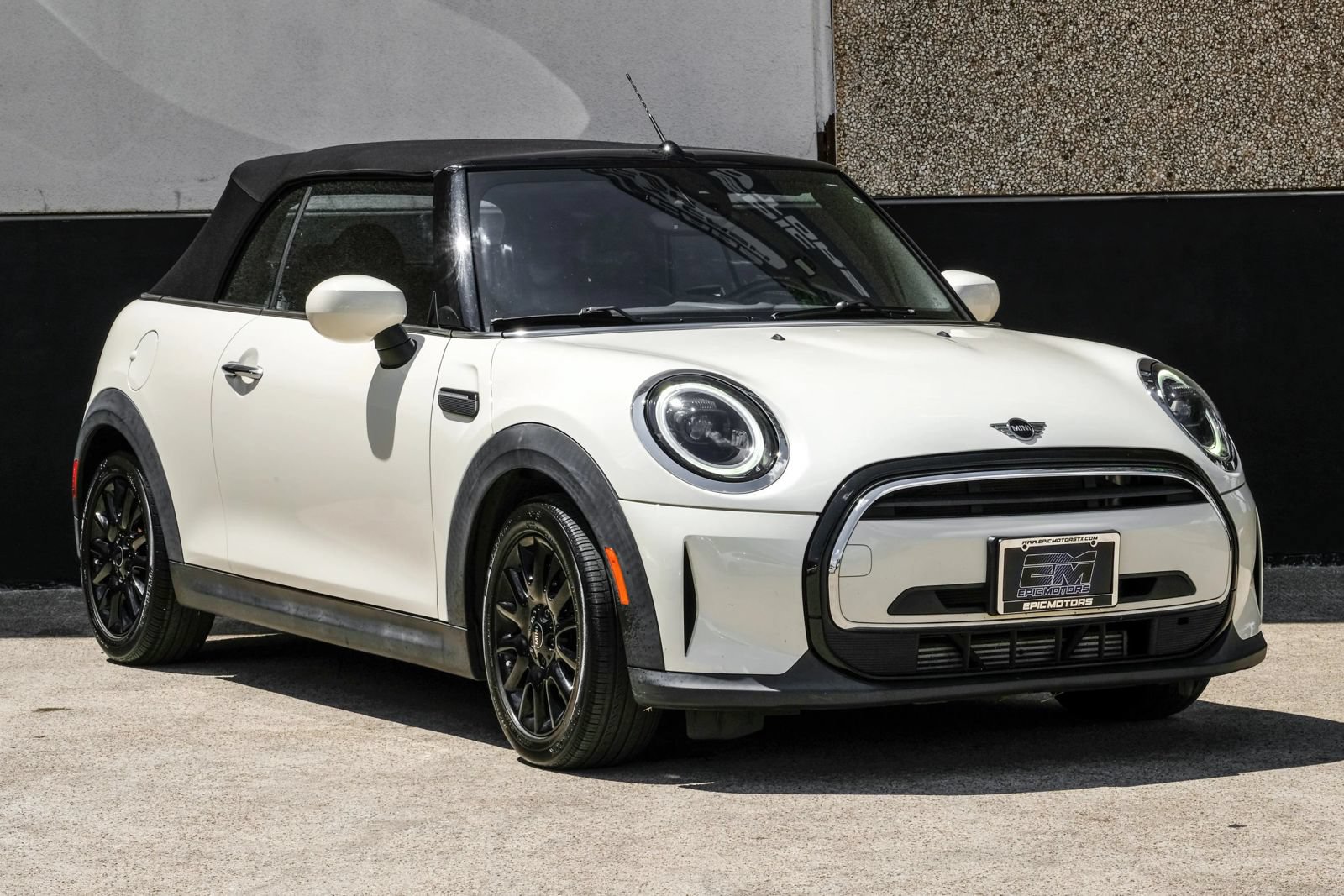 Used 2023 MINI Cooper Convertible FWD image 5