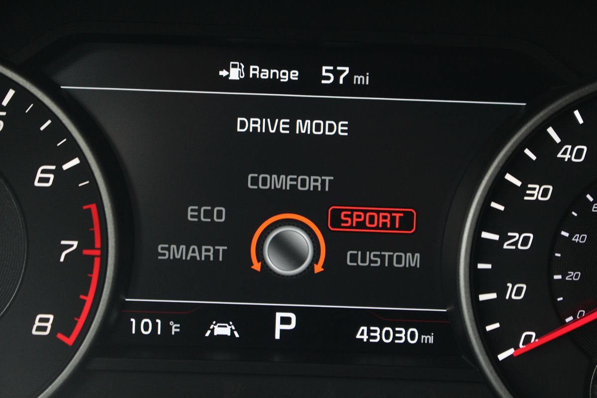 Used 2018 Kia Stinger GT2 RWD image 24